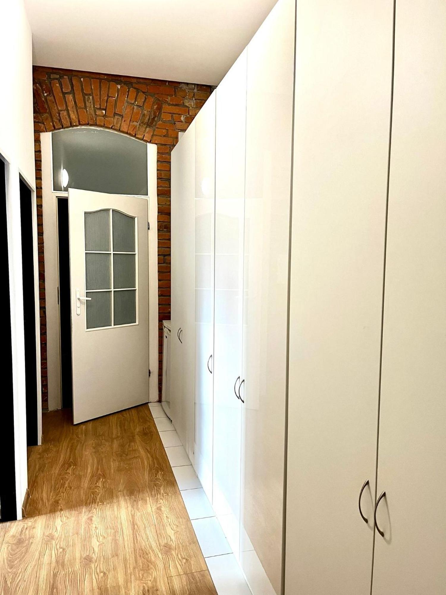 Bezagenta Rooms Centrum Βαρσοβία Δωμάτιο φωτογραφία