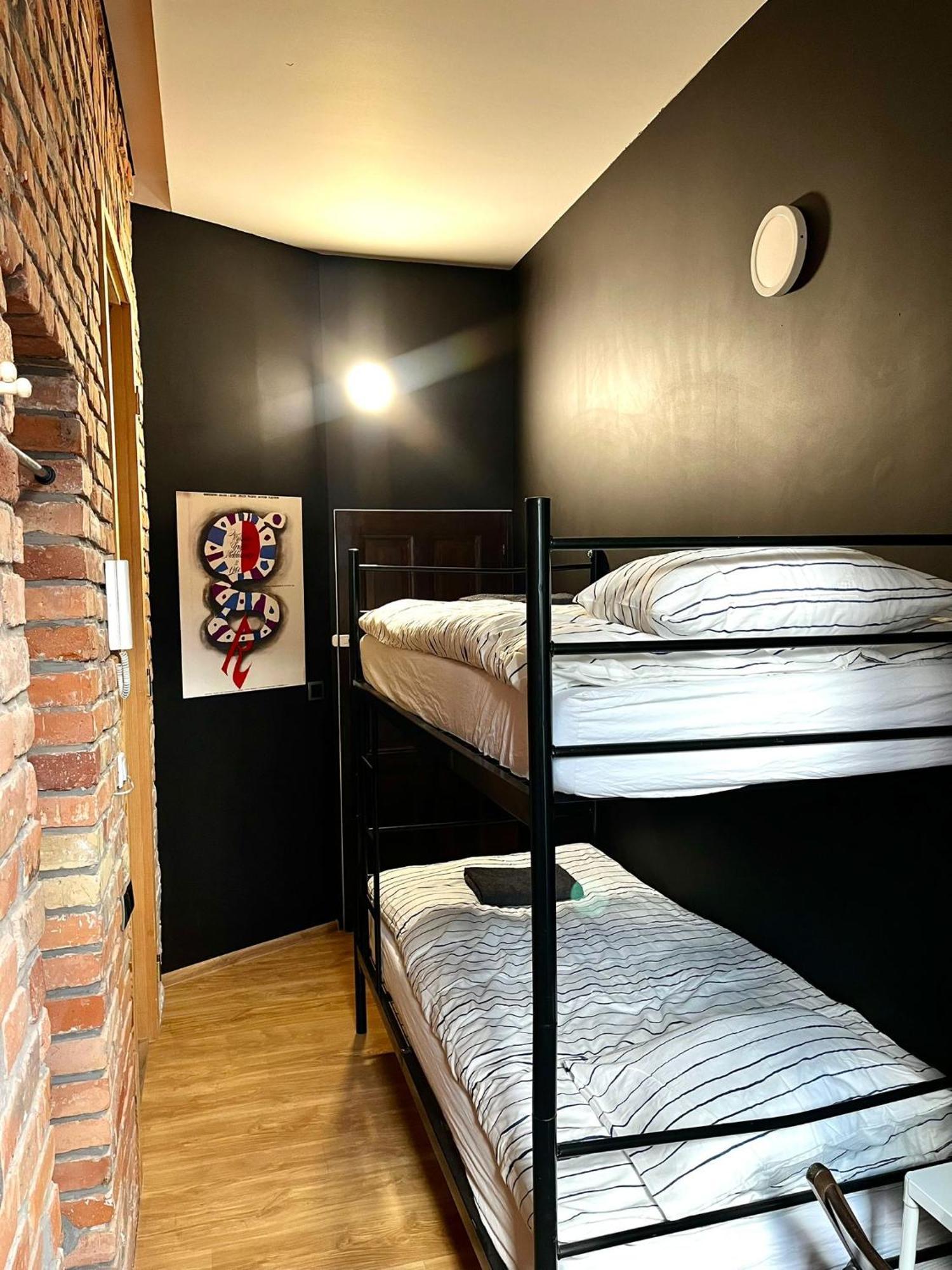 Bezagenta Rooms Centrum Βαρσοβία Δωμάτιο φωτογραφία