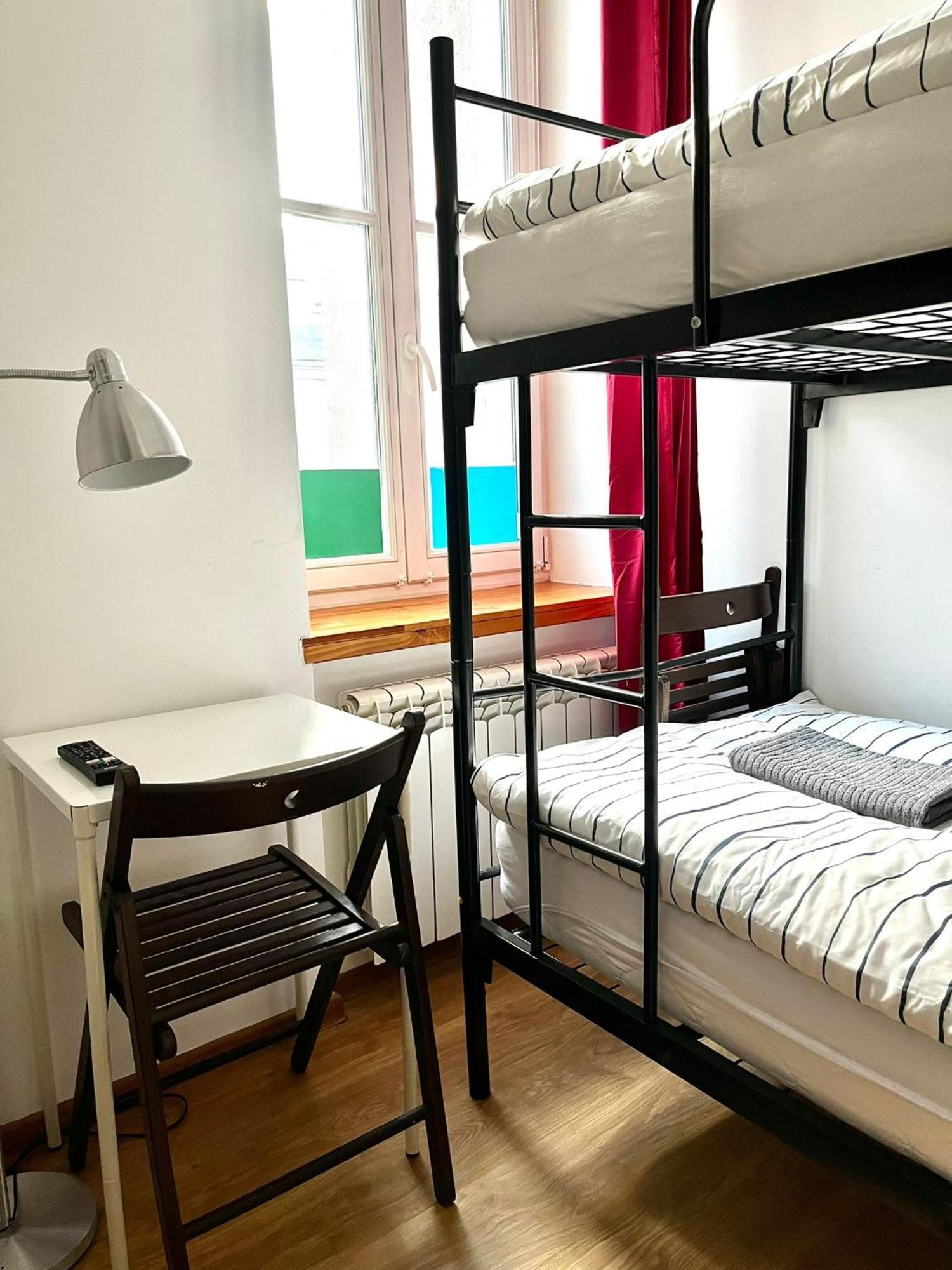 Bezagenta Rooms Centrum Βαρσοβία Δωμάτιο φωτογραφία