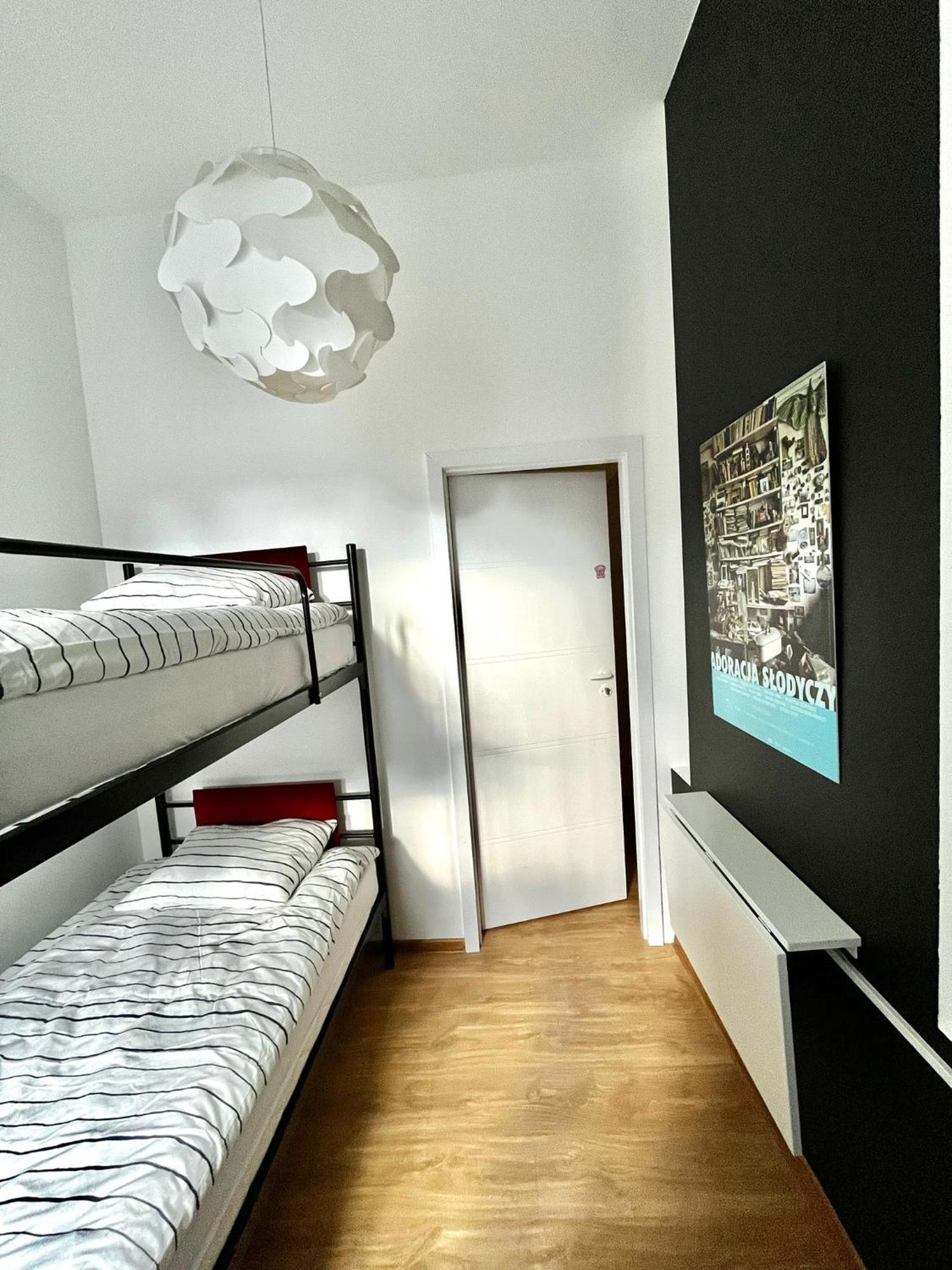Bezagenta Rooms Centrum Βαρσοβία Δωμάτιο φωτογραφία